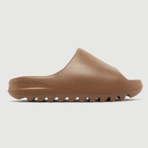 New Yeezy Slides, Color Flax, Size 8
